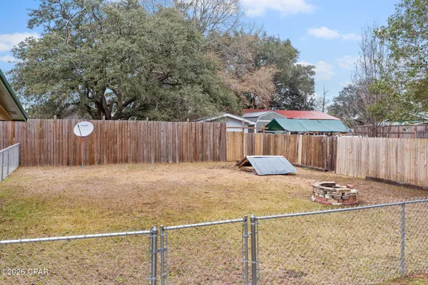 $159,999 | 5392 College Drive, Graceville, FL 32440