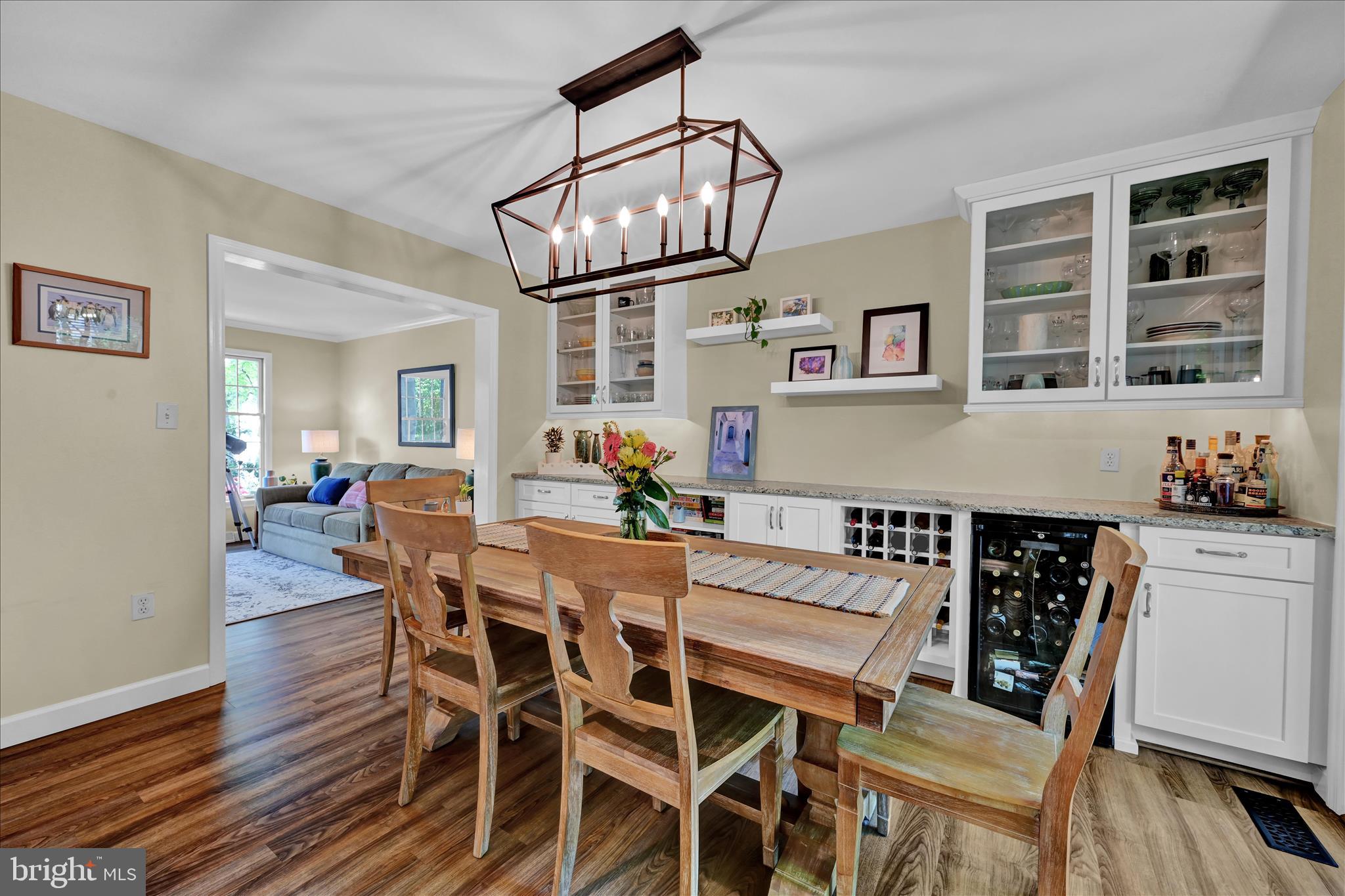 151 Ridings Way Lancaster, PA 17601 - Photo 9 of 52 Dining Room w/Butler's Station