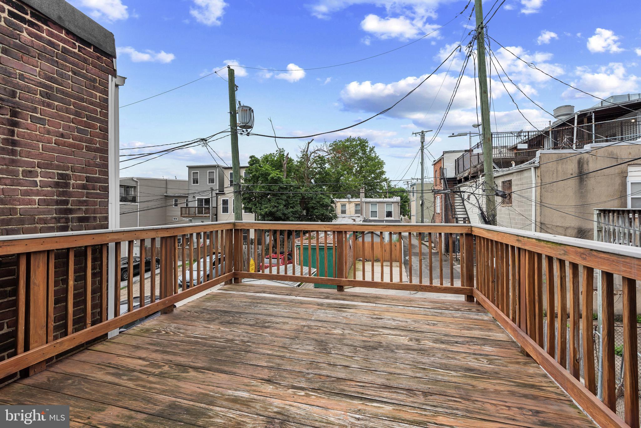 3552 Roland Avenue Baltimore, MD 21211 - Photo 24 of 28 Large deck off primary bedroom