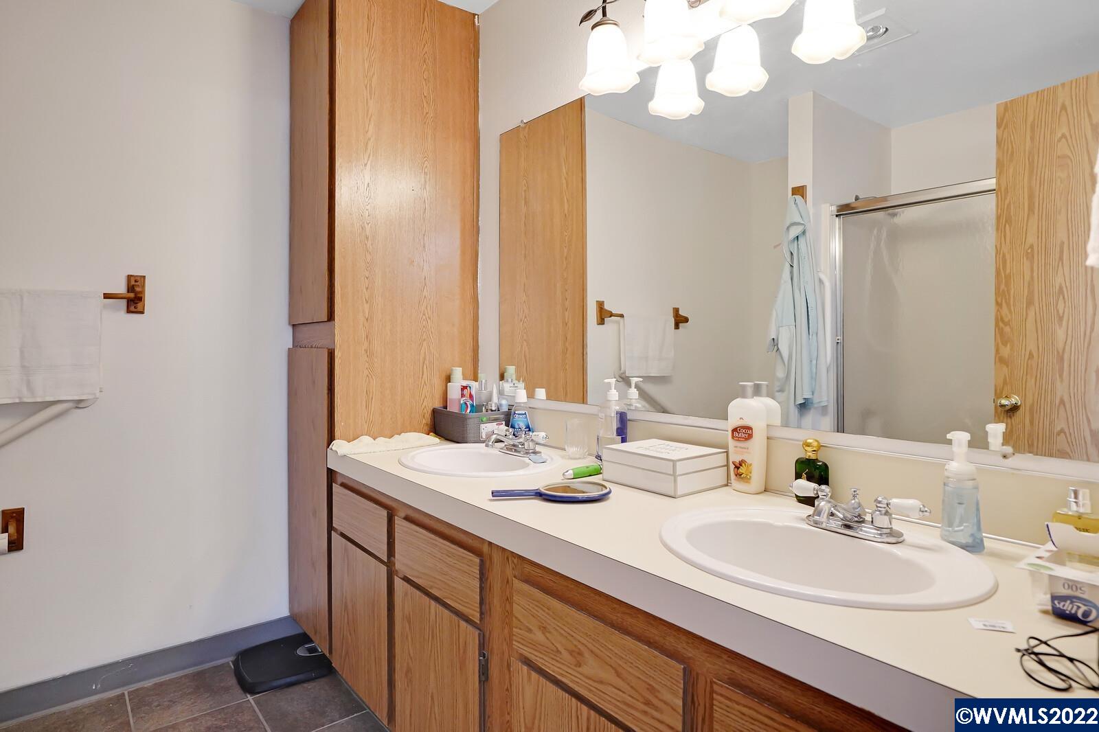 3688 Bell Road Northeast Salem, OR 97301 - Photo 14 of 26 Gallery Image 14