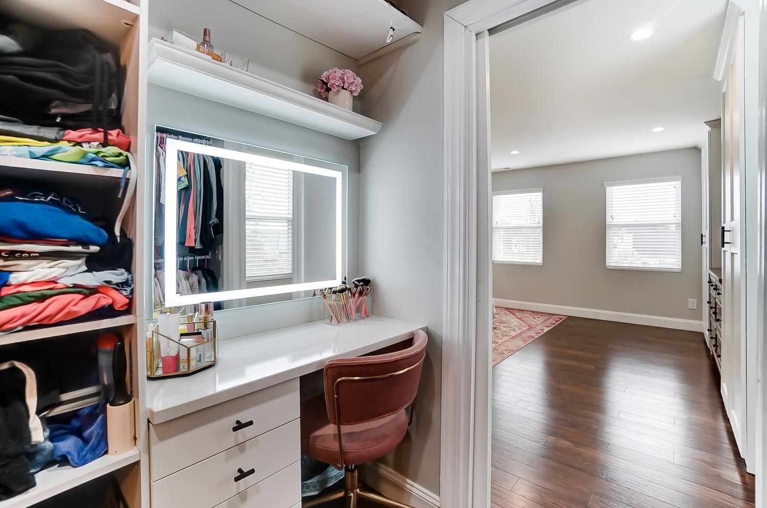 1079 Asbury Road Cincinnati, OH 45255 - Photo 22 of 50 Gallery Image 22