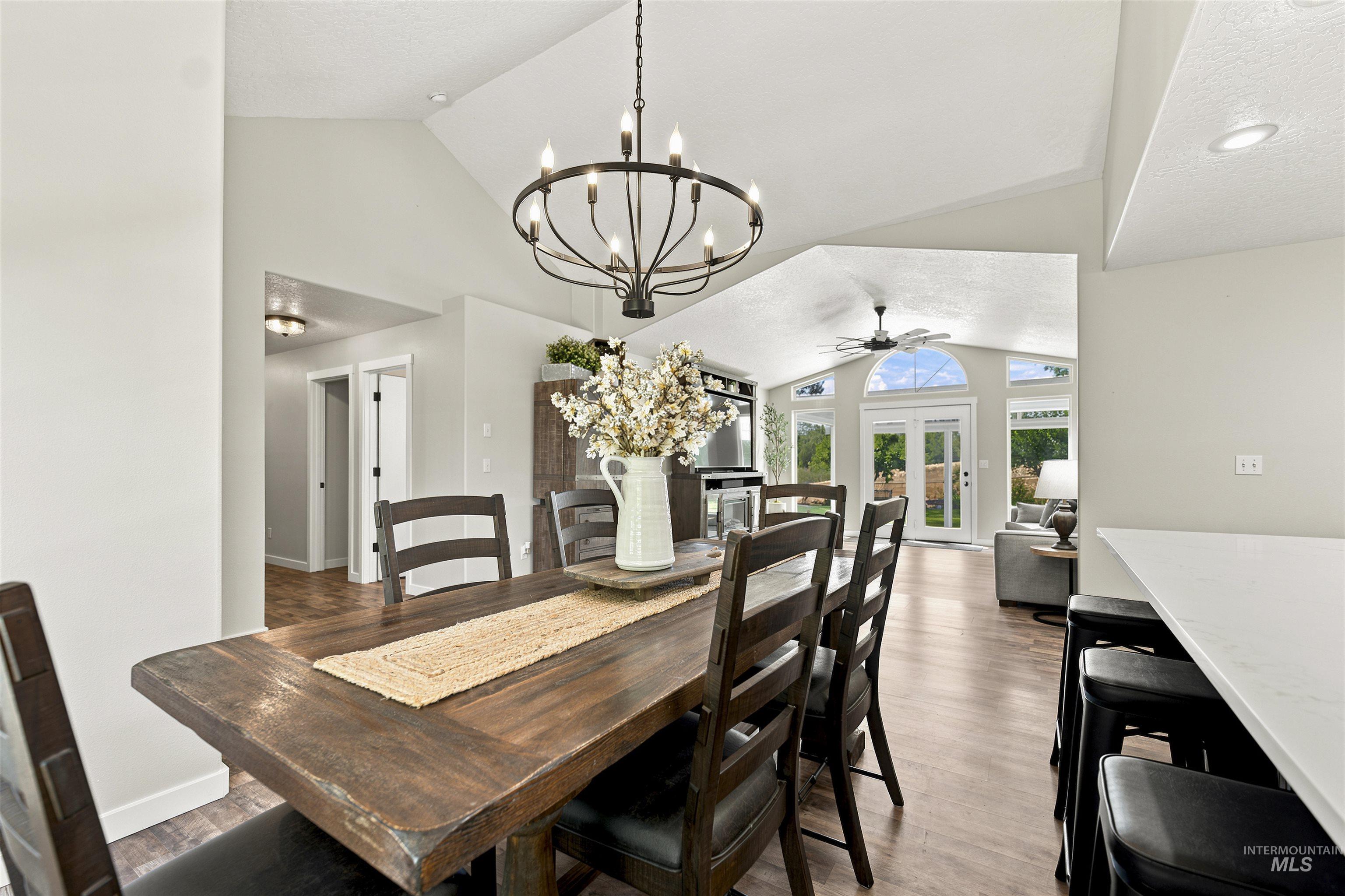 24864 Coventry Drive Caldwell, ID 83607 - Photo 18 of 49 Dining area