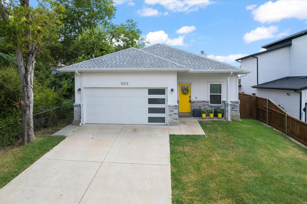 a front view of house with yard