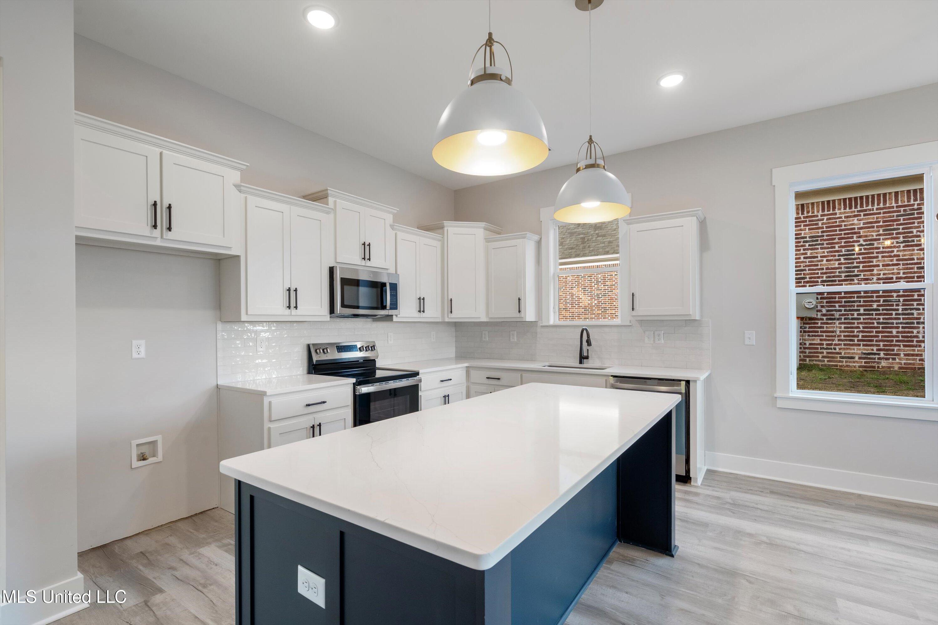 3922 Swan Cove Hernando, MS 38632 - Photo 3 of 30 15-DSC0337