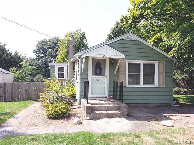 205 Erin Road Ridgeway, NY 14103 - Photo 1 of 1 Exterior Front