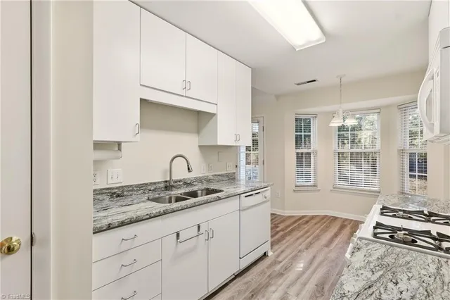 $279,900 | 1200 Bayford Court, High Point, NC 27265