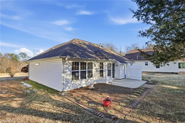 $279,900 | 1200 Bayford Court, High Point, NC 27265