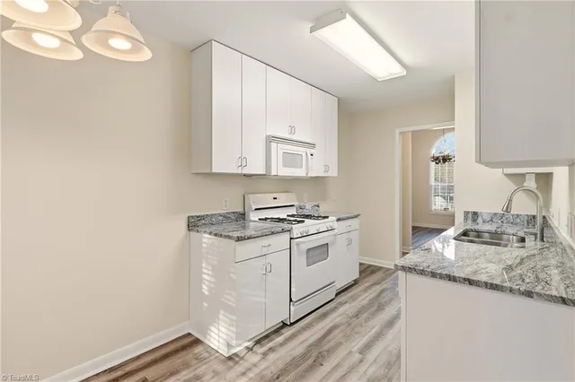 $279,900 | 1200 Bayford Court, High Point, NC 27265