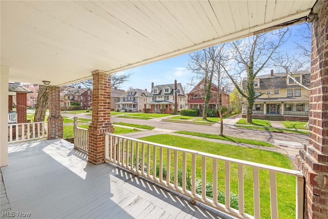 1695 Glenmont Road, Unit LOWR Cleveland, OH 44118 - Photo 4 of 29