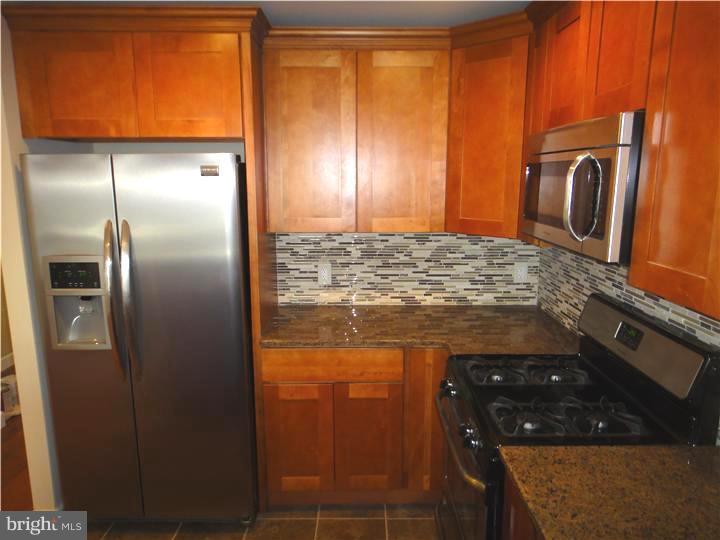3528 Kyle Road Philadelphia, PA 19154 - Photo 11 of 21 Gallery Image 11
