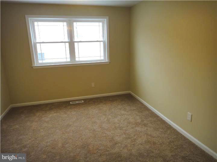3528 Kyle Road Philadelphia, PA 19154 - Photo 16 of 21 Gallery Image 16