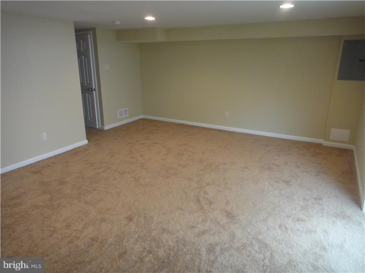 3528 Kyle Road Philadelphia, PA 19154 - Photo 18 of 21 Gallery Image 18