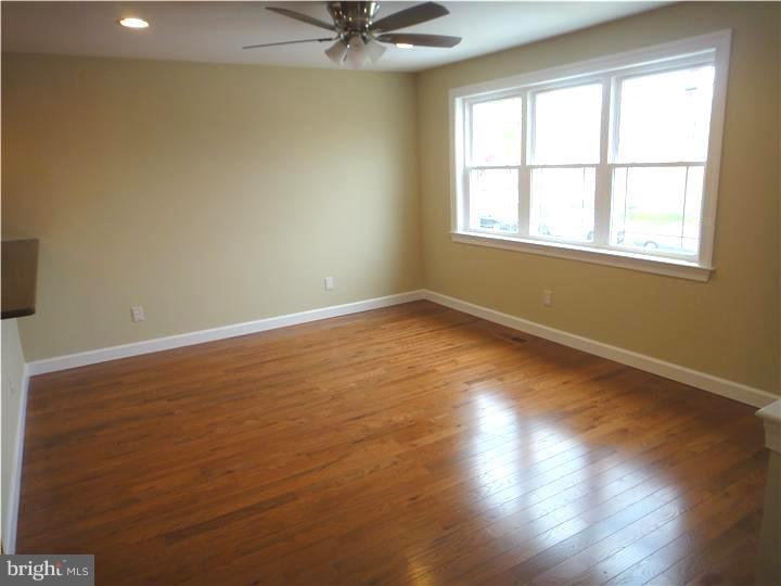 3528 Kyle Road Philadelphia, PA 19154 - Photo 3 of 21 Gallery Image 3