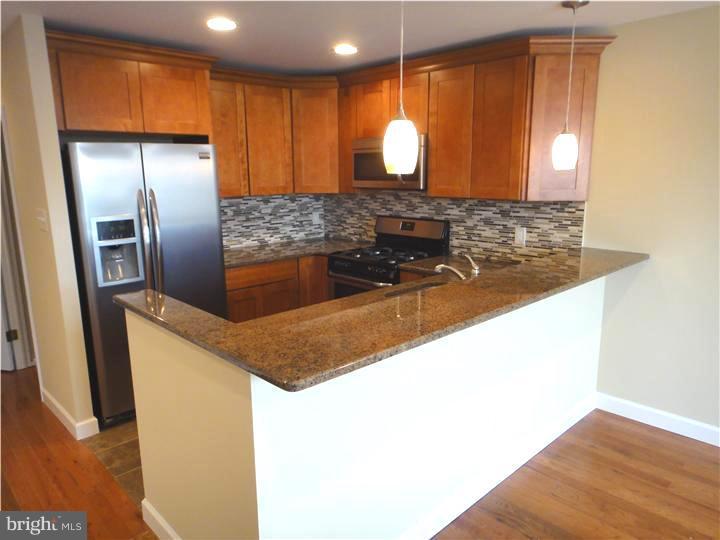 3528 Kyle Road Philadelphia, PA 19154 - Photo 6 of 21 Gallery Image 6
