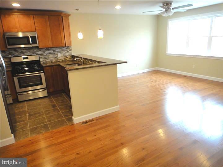 3528 Kyle Road Philadelphia, PA 19154 - Photo 8 of 21 Gallery Image 8