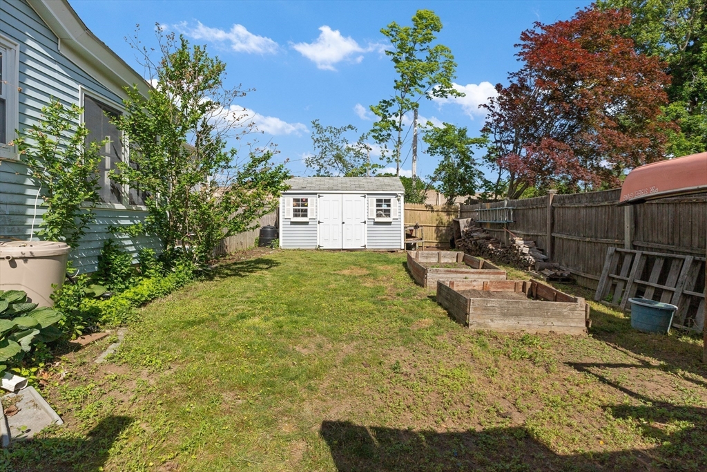 18 Hardy Street Danvers, MA 01923 - Photo 32 of 36
