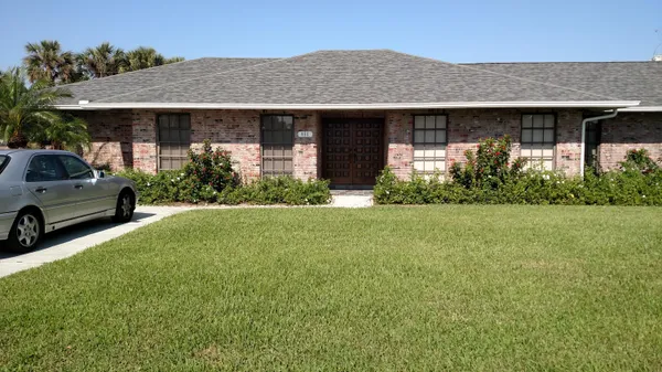 $5,250 | 451 West Conference Drive, Boca Raton, FL 33486