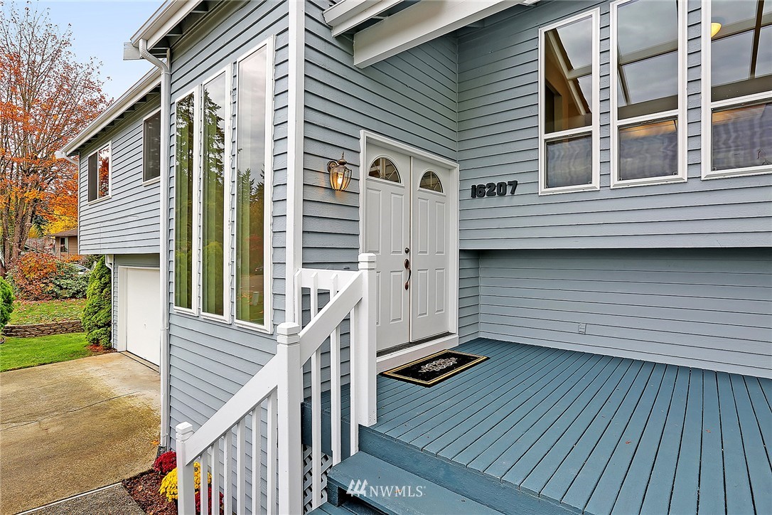 16207 Southeast 178th Place Renton, WA 98058 - Photo 2 of 22 Gallery Image 2