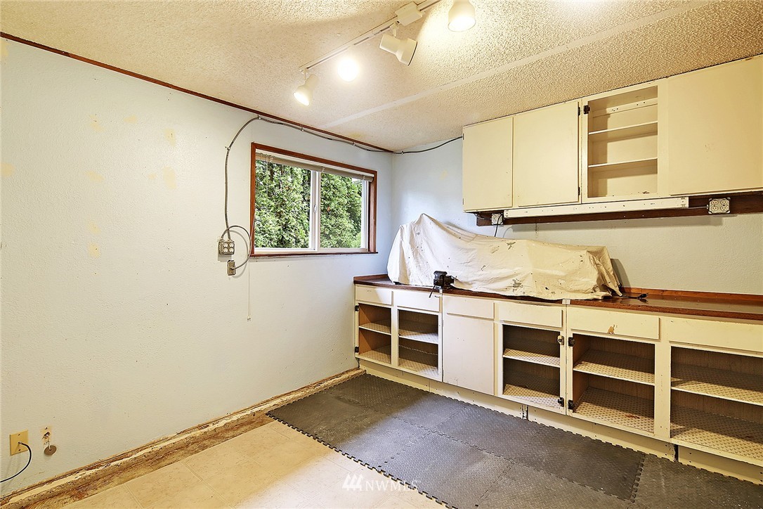 16207 Southeast 178th Place Renton, WA 98058 - Photo 19 of 22 Gallery Image 19