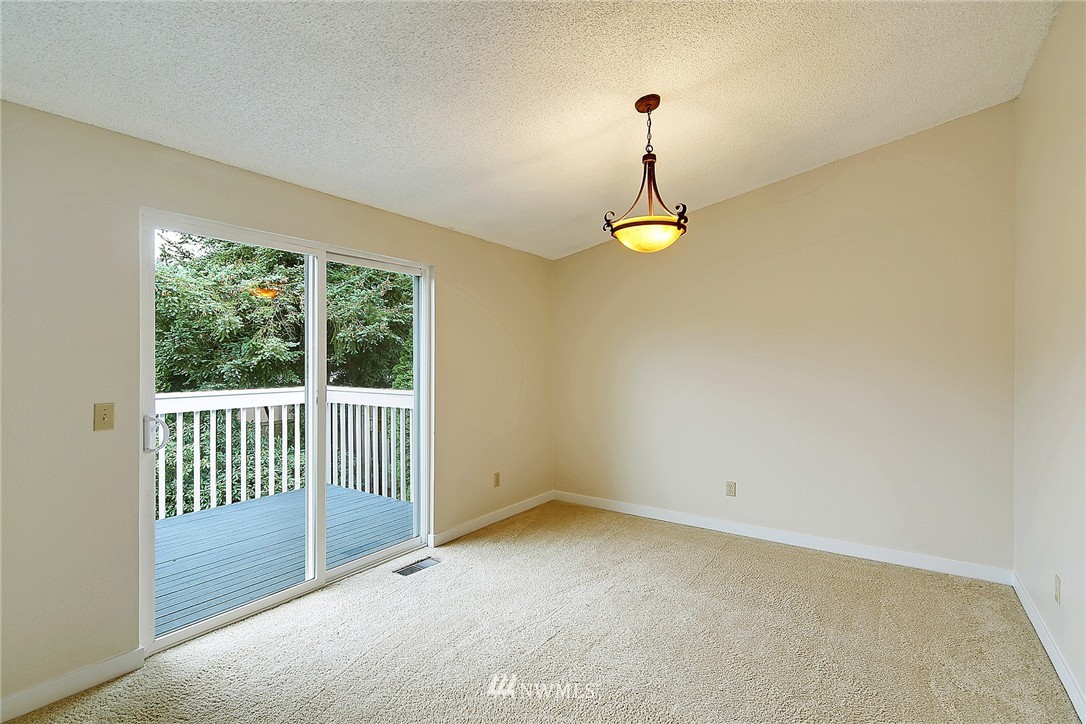 16207 Southeast 178th Place Renton, WA 98058 - Photo 8 of 22 Gallery Image 8