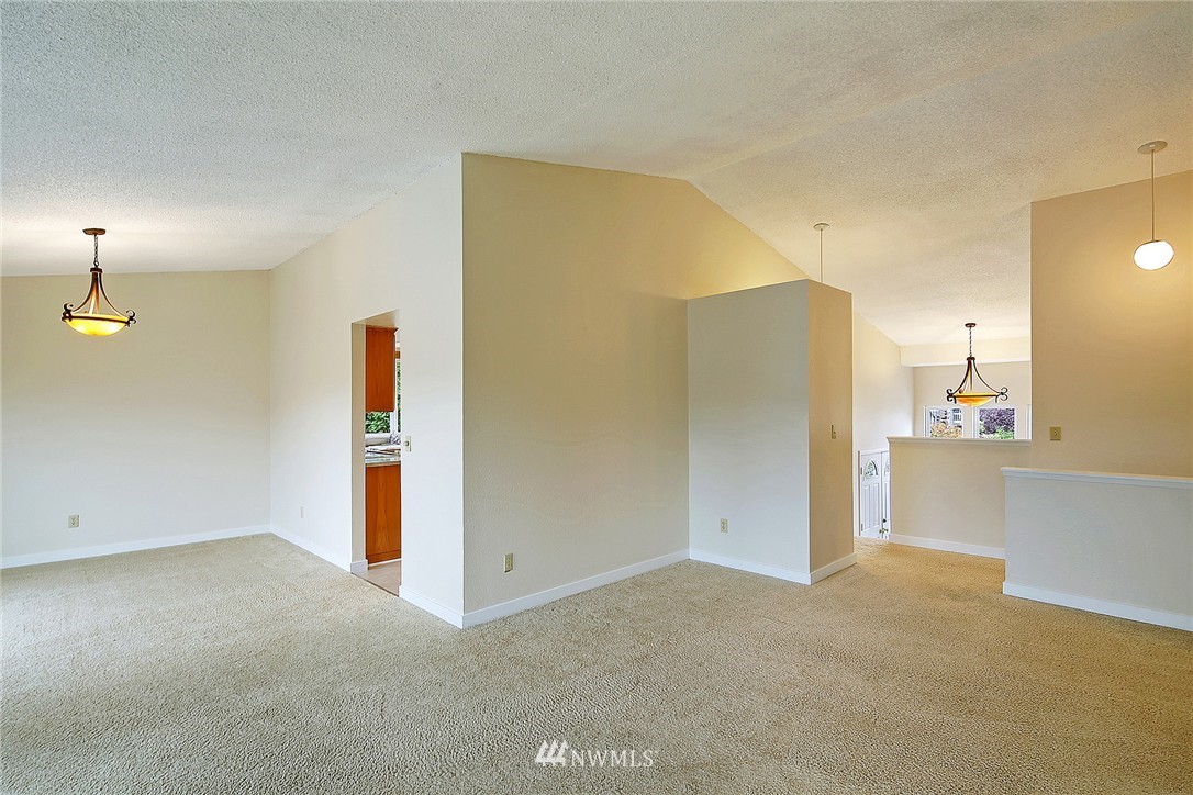 16207 Southeast 178th Place Renton, WA 98058 - Photo 10 of 22 Gallery Image 10
