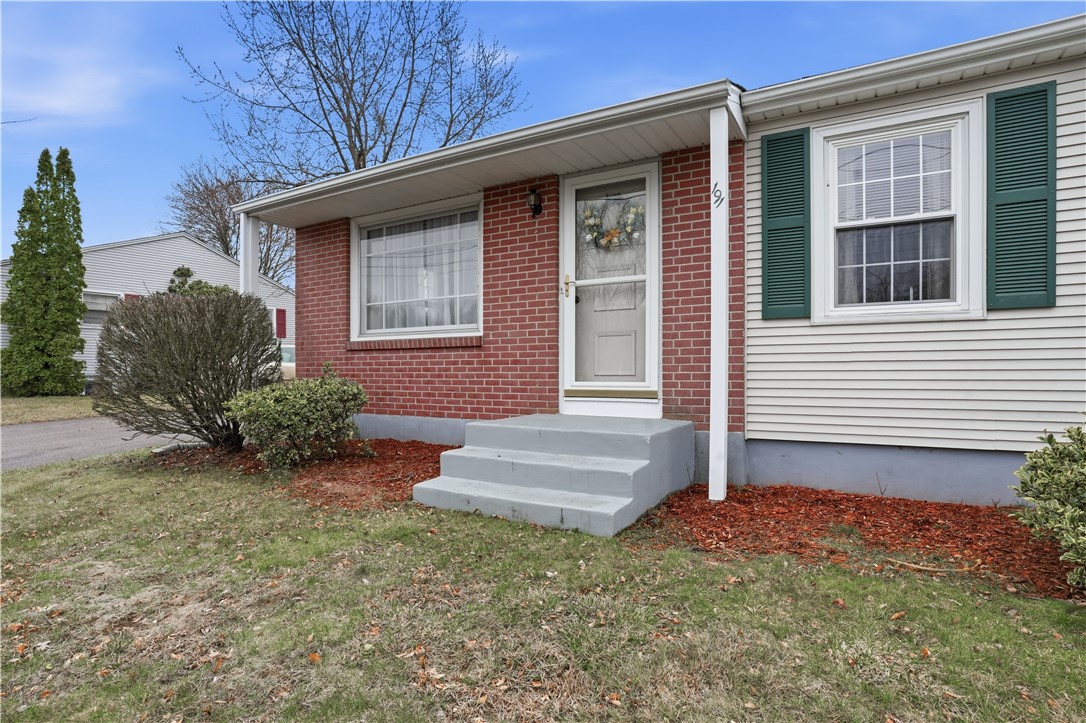 191 Nimitz Road Woonsocket, RI 02895 - Photo 31 of 34