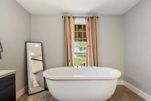 $525,000 | 164 County Road 3100 North, Foosland, IL 61845