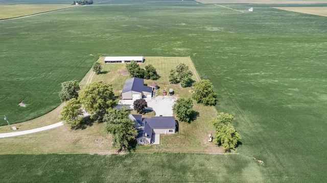 $525,000 | 164 County Road 3100 North, Foosland, IL 61845
