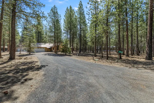 $524,900 | 52160 Ponderosa Way, La Pine, OR 97739