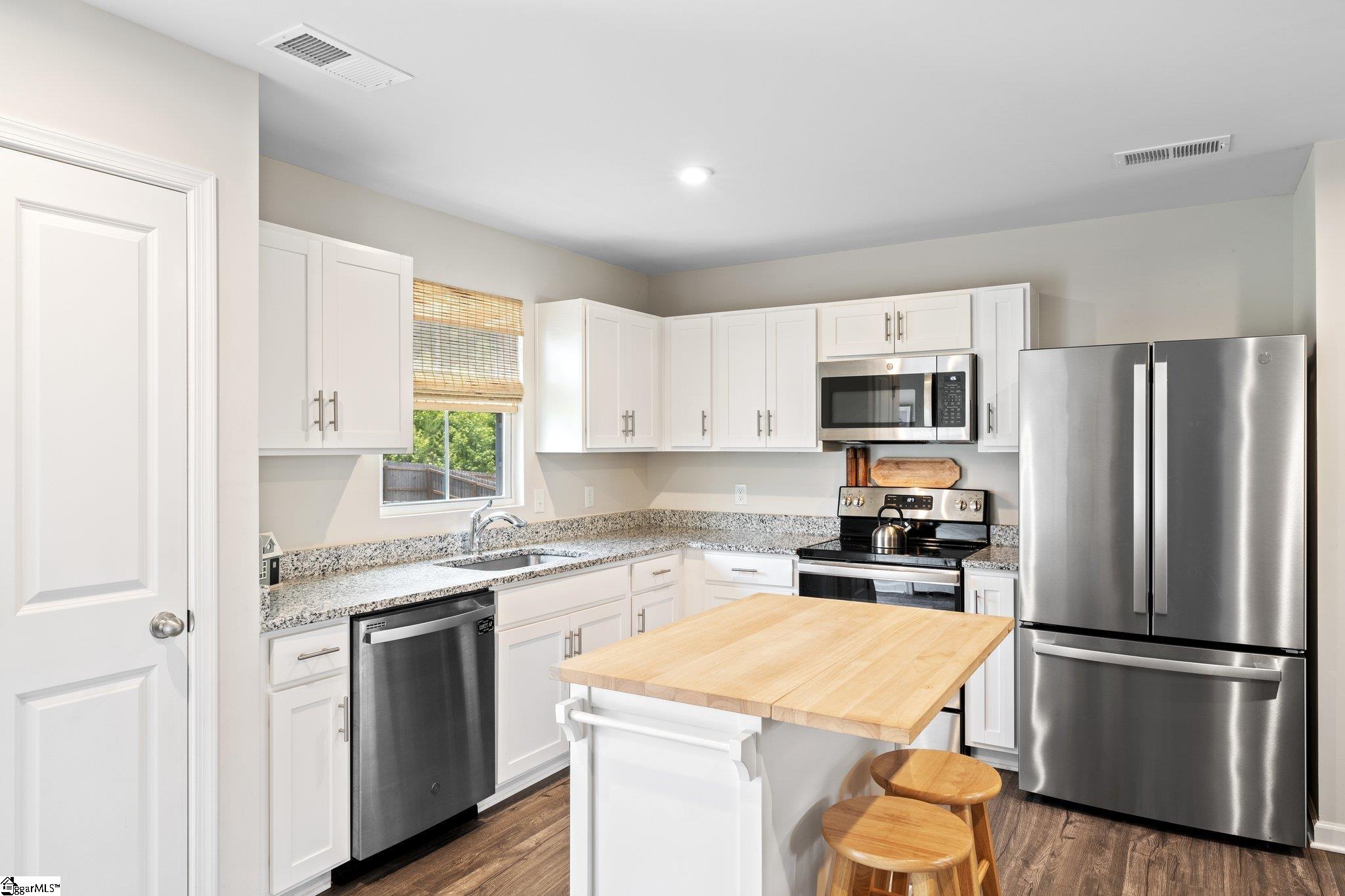 579 Heavenly Days Street Inman, SC 29349 - Photo 11 of 27