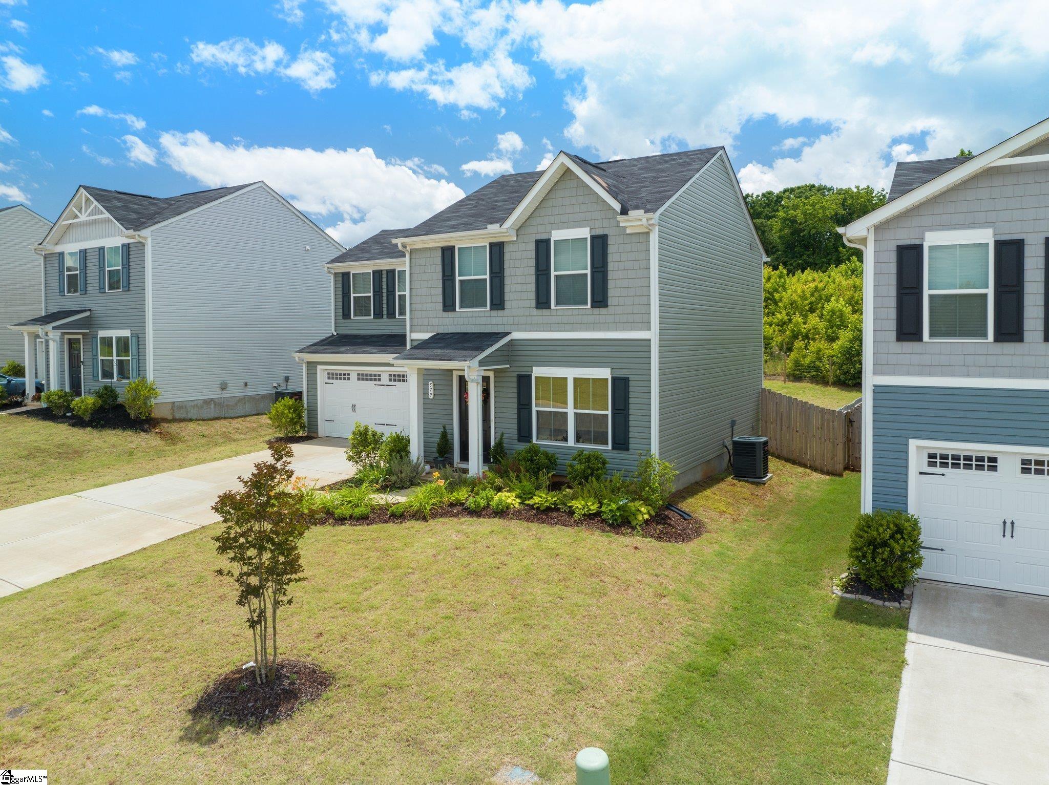 579 Heavenly Days Street Inman, SC 29349 - Photo 2 of 27