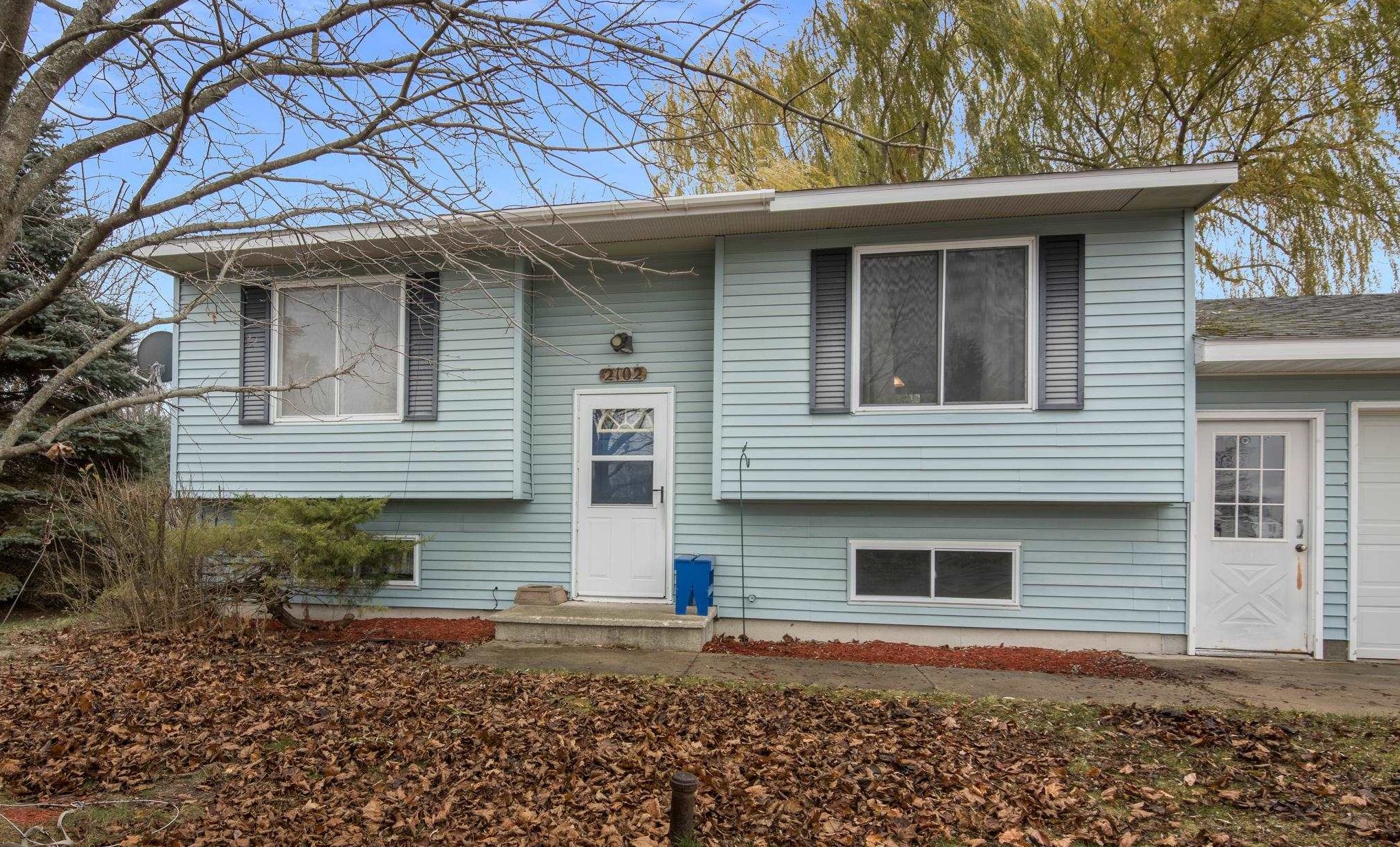 2102 Gary Road Traverse City, MI 49685 - Photo 1 of 18 1929278-ae575e86-b031-4b8d-a563-86f002d6e487.JPG