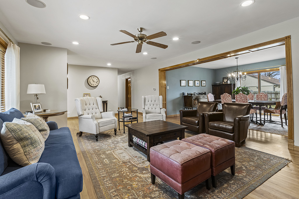12401 68th Court Palos Heights, IL 60463 - Photo 3 of 24 a living room with furniture and a large window