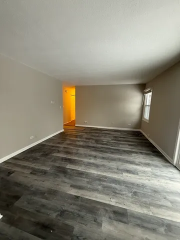 $319,000 | 2490 Ridge Avenue, Aurora, IL 60504