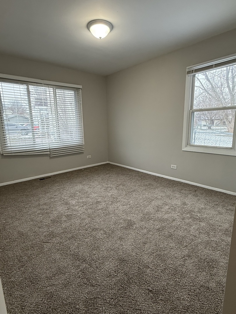 2490 Ridge Avenue Aurora, IL 60504 - Photo 14 of 20