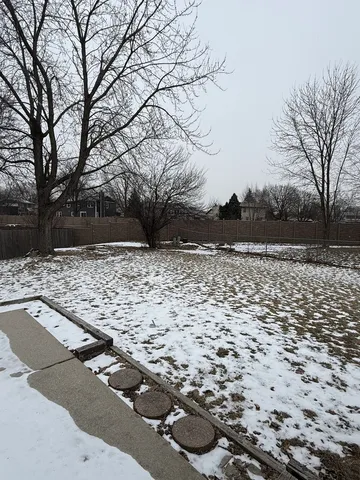 $319,000 | 2490 Ridge Avenue, Aurora, IL 60504