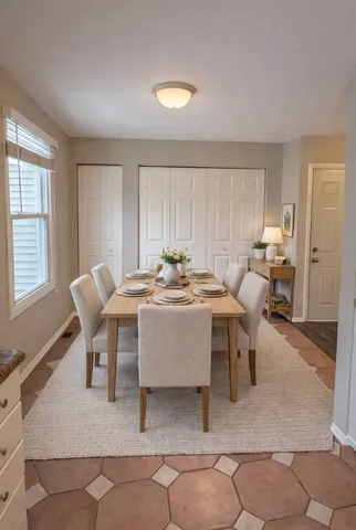 $319,000 | 2490 Ridge Avenue, Aurora, IL 60504