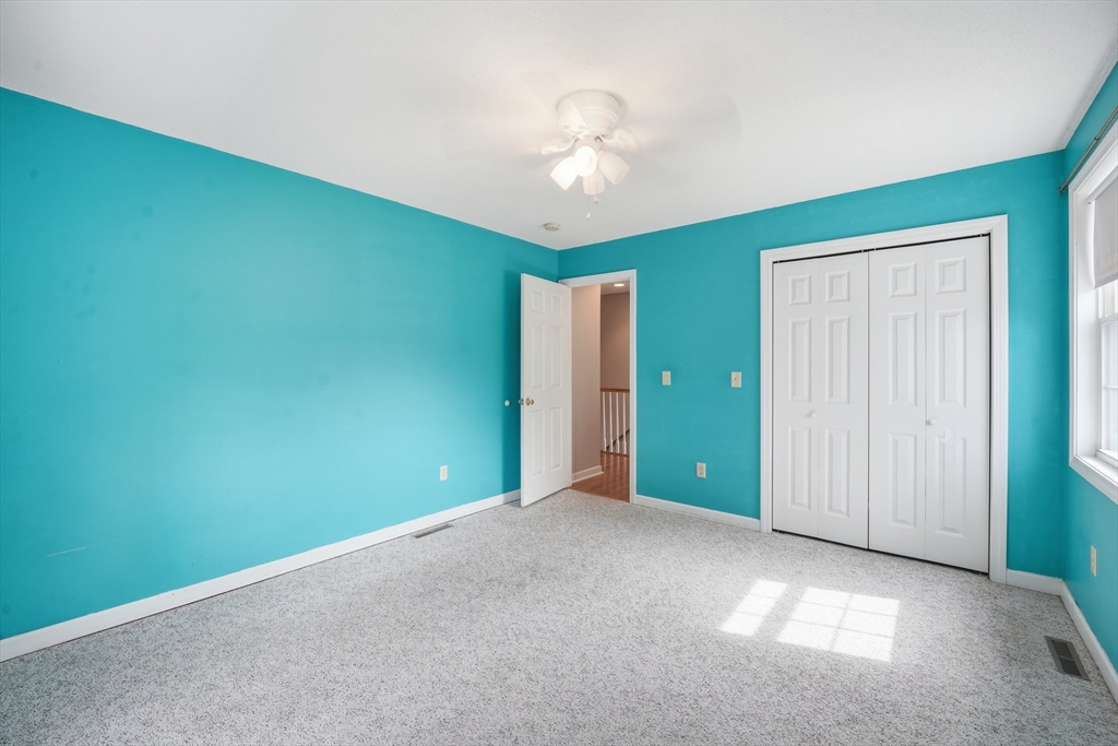 43 Morningside Park Springfield, MA 01108 - Photo 25 of 35