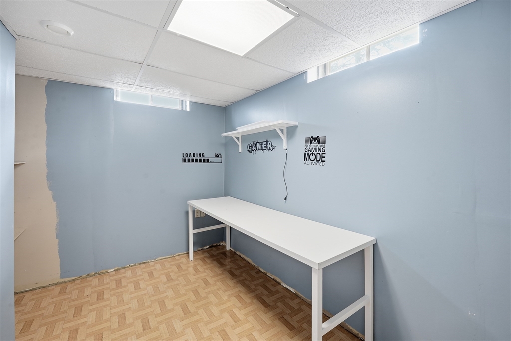 43 Morningside Park Springfield, MA 01108 - Photo 27 of 35