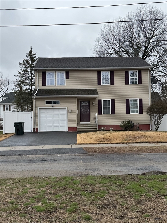 43 Morningside Park Springfield, MA 01108 - Photo 4 of 35