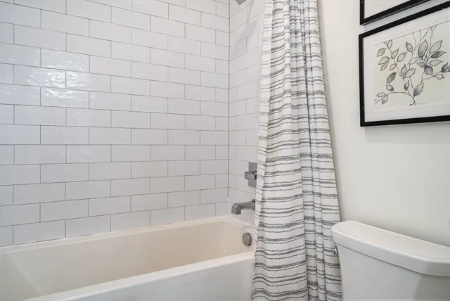 $3,995 | 117 B Elmhurst Avenue, Nashville, TN 37207