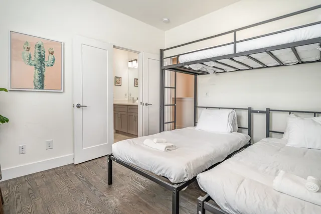 $3,995 | 117 B Elmhurst Avenue, Nashville, TN 37207