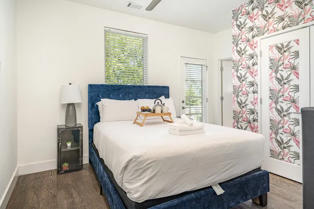 $3,995 | 117 B Elmhurst Avenue, Nashville, TN 37207