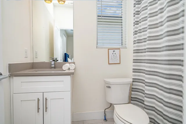 $3,995 | 117 B Elmhurst Avenue, Nashville, TN 37207