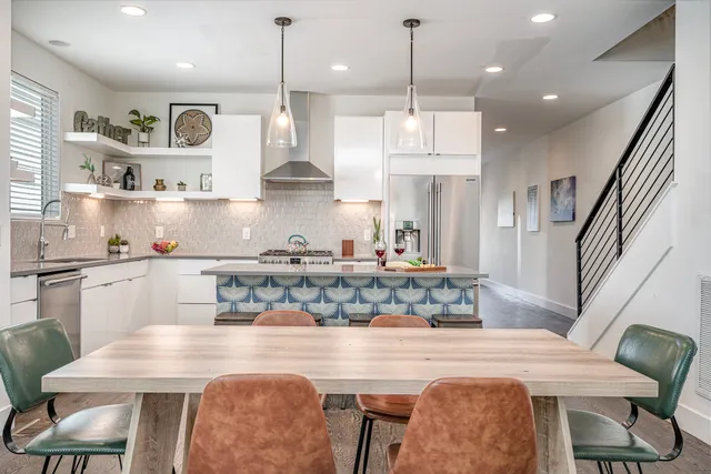 $3,995 | 117 B Elmhurst Avenue, Nashville, TN 37207