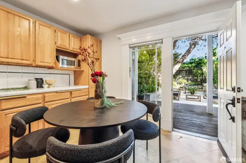 $799,000 | 729 Douglass Street, Unit B, San Francisco, CA 94114
