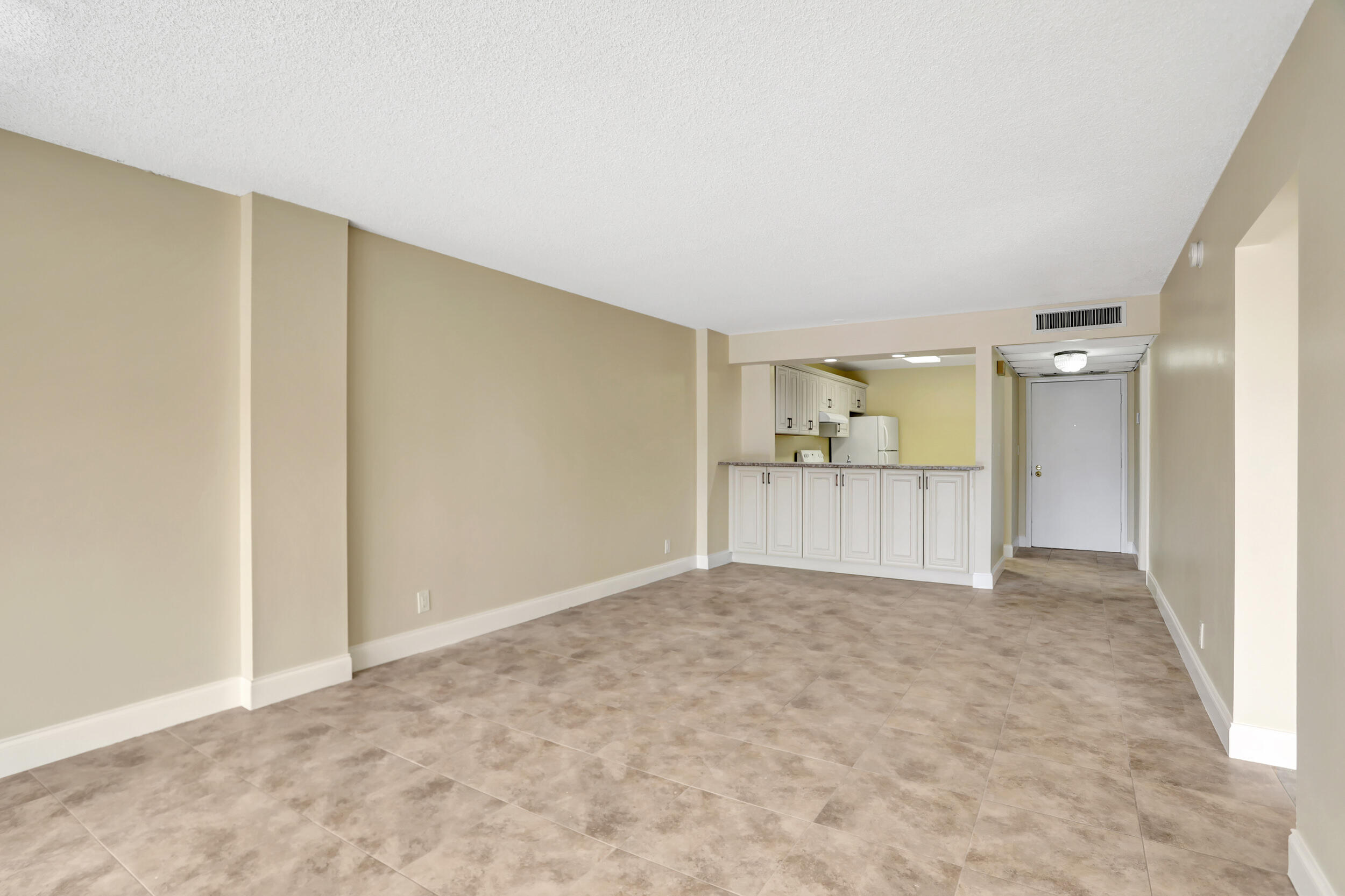 3 Royal Palm Way, Unit 403 Boca Raton, FL 33432 - Photo 15 of 41 24_001l1479