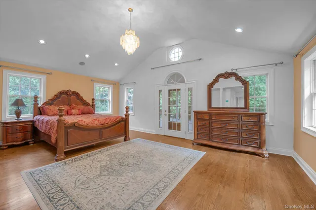 $10,000 | 87 Arleigh Road, Great Neck, NY 11021