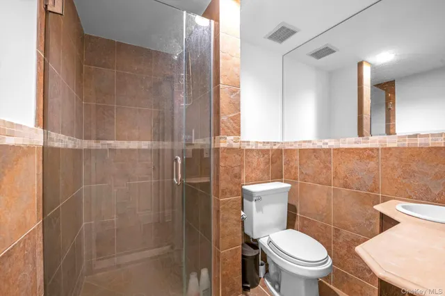 $10,000 | 87 Arleigh Road, Great Neck, NY 11021