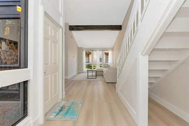 $575,000 | 800 South Boulevard Of The Presidents, Unit 16, Sarasota, FL 34236